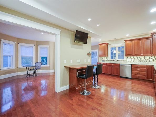 11 Hockanum Way, Worcester MA 01606