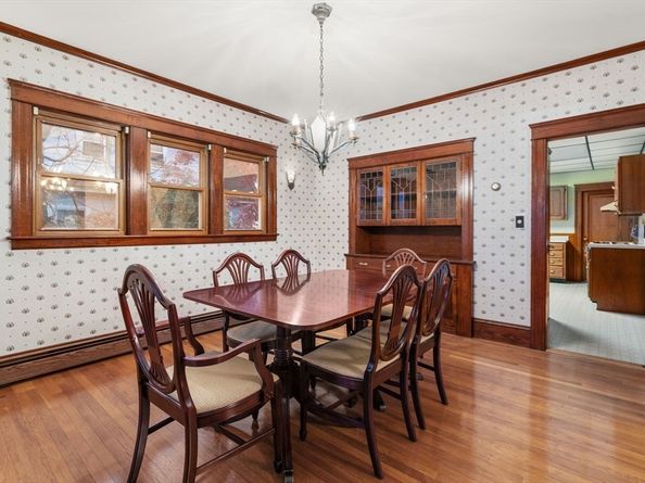 15 Inwood Rd, Worcester MA 01606