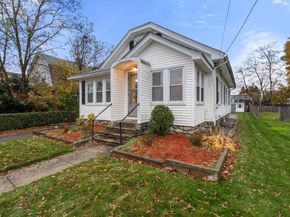 15 Inwood Rd, Worcester MA 01606
