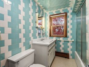 15 Inwood Rd, Worcester MA 01606