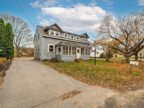 78 Wethersfield St, Rowley MA 01969