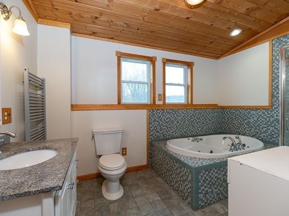 78 Wethersfield St, Rowley MA 01969