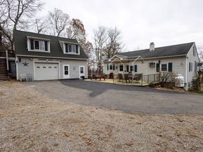 664 Stafford St, Leicester MA 01542