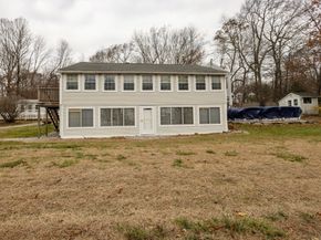 664 Stafford St, Leicester MA 01542