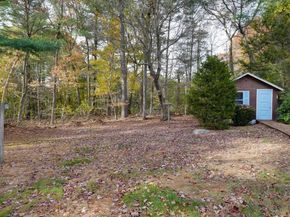 17 Evelyn St, Burlington MA 01803