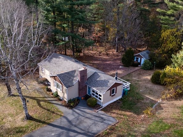 17 Evelyn St, Burlington MA 01803