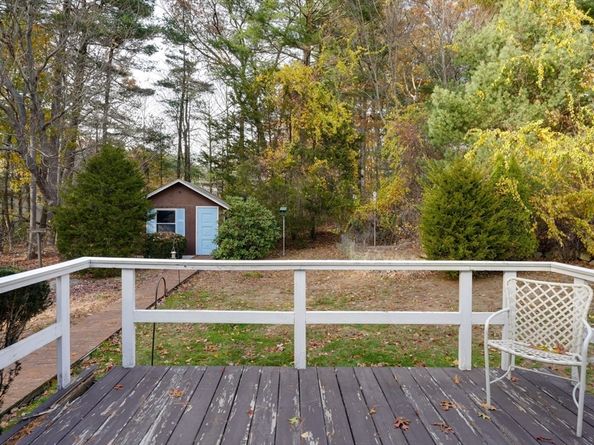 17 Evelyn St, Burlington MA 01803