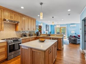 18 Hill St, Lexington MA 02421