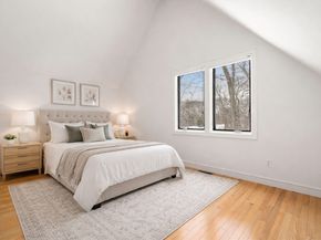 16 Livermore Lane 16, Weston MA 02493