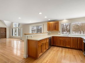 16 Livermore Lane 16, Weston MA 02493