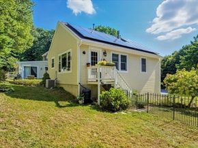 2 Clinton Ter, Kingston MA 02364