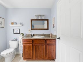 2 Clinton Ter, Kingston MA 02364