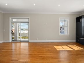 23 Chickatawbut St 2, Boston MA 02122