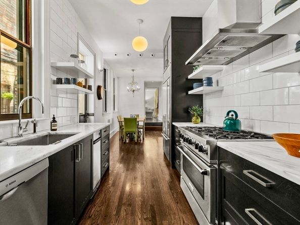 22 Joy Street, Boston MA 02114