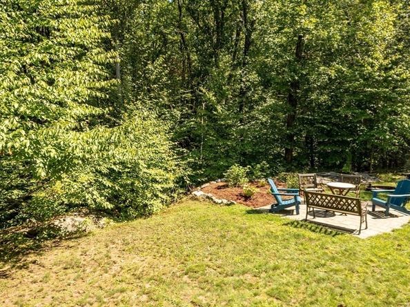 4 Farrar Rd, Upton MA 01568
