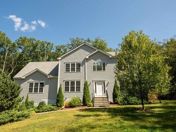 4 Farrar Rd