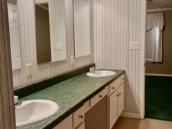 31 Edward Lane, Barre MA 01005