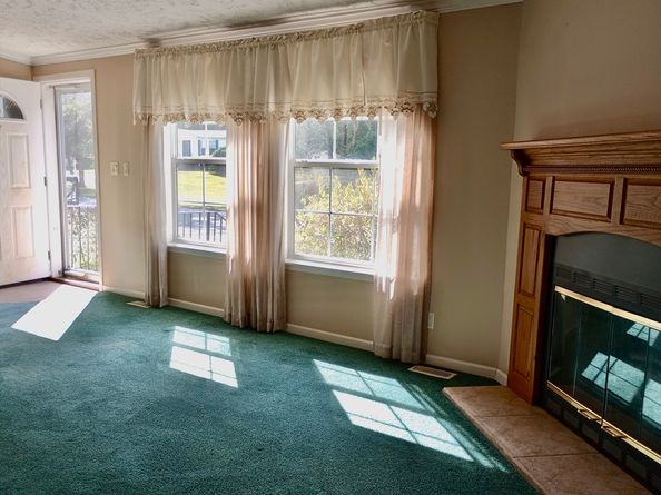 31 Edward Lane, Barre MA 01005