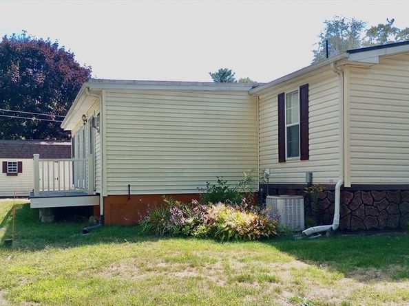 31 Edward Lane, Barre MA 01005