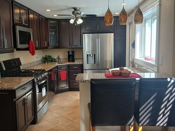 42 Walnut St, Saugus MA 01906