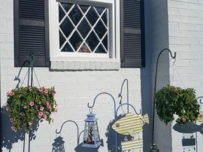 42 Walnut St, Saugus MA 01906