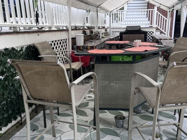 42 Walnut St, Saugus MA 01906