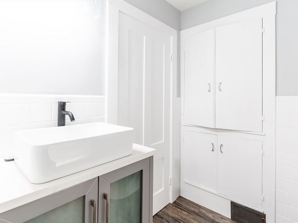 24 Clinton St, Marlborough MA 01752