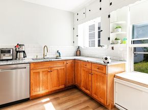 24 Clinton St, Marlborough MA 01752
