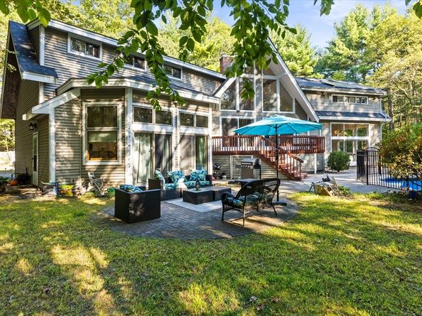 10 Cold Harbor Drive, Northborough MA 01532