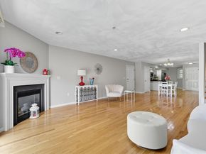 18 Dale St 4G, Andover MA 01810