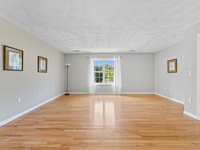 18 Dale St 4G, Andover MA 01810