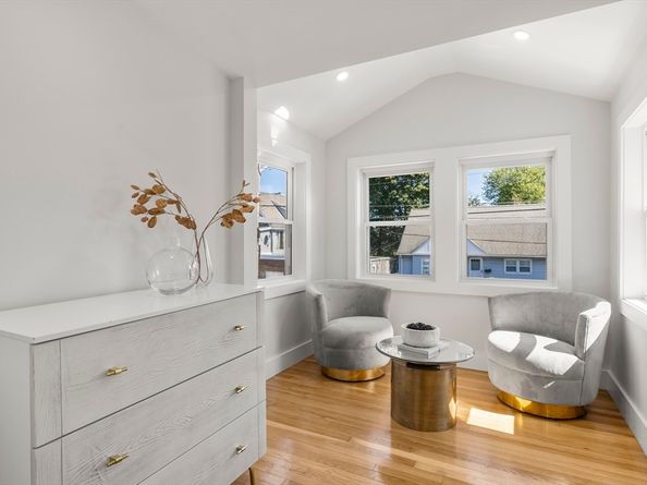 18 Lynn St, Malden MA 02148