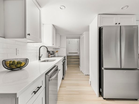 18 Lynn St, Malden MA 02148