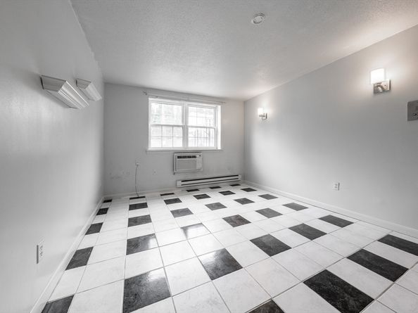 10 Colonial Village Dr 2, Arlington MA 02474
