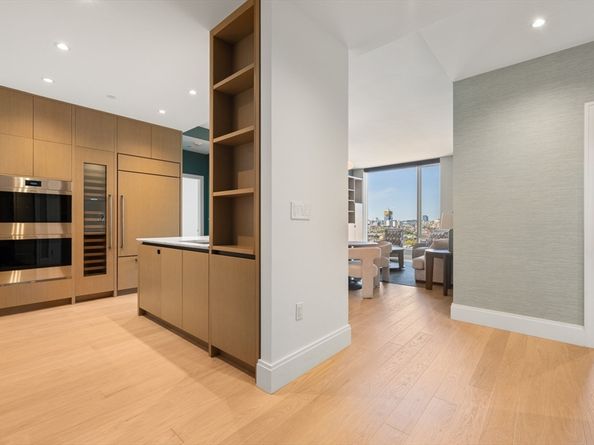 380 Harrison Ave PH1H, Boston MA 02118