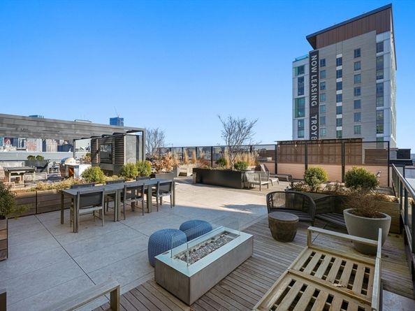 380 Harrison Ave PH1H, Boston MA 02118