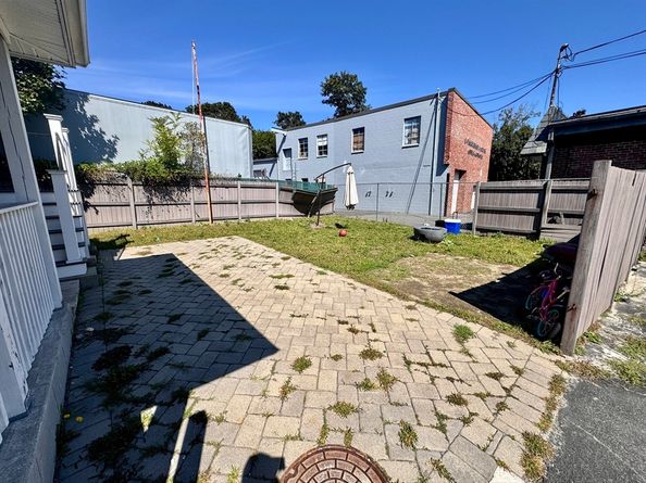 32 Sumner St, Quincy MA 02169