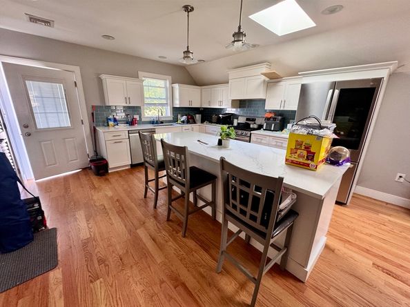 32 Sumner St, Quincy MA 02169