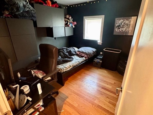 32 Sumner St, Quincy MA 02169