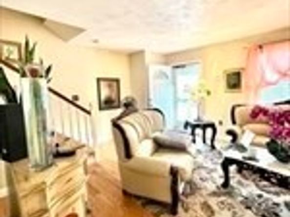 514 A Metropolitan Ave 514 A, Boston MA 02136