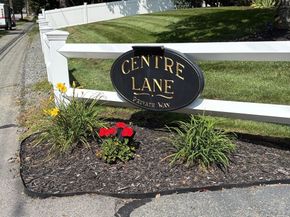 103 Centre Ln 103, Walpole MA 02081