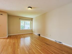 103 Centre Ln 103, Walpole MA 02081