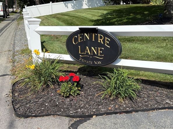 103 Centre Ln 103, Walpole MA 02081