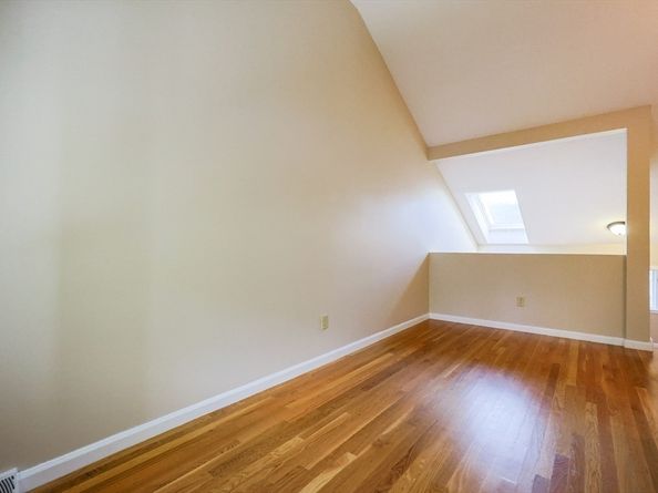 103 Centre Ln 103, Walpole MA 02081