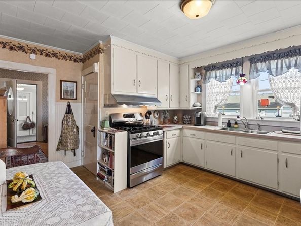 80 Main Street, Lakeville MA 02347