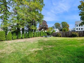 13 State St, Peabody MA 01960