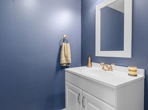 13 State St, Peabody MA 01960