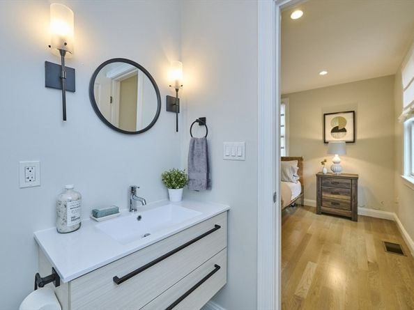 29 Goldsmith Street 1, Boston MA 02130