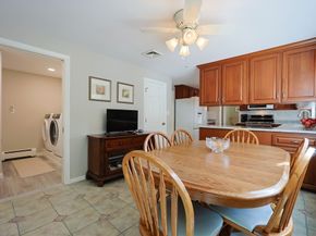 28 Fieldstone Dr, Stoneham MA 02180