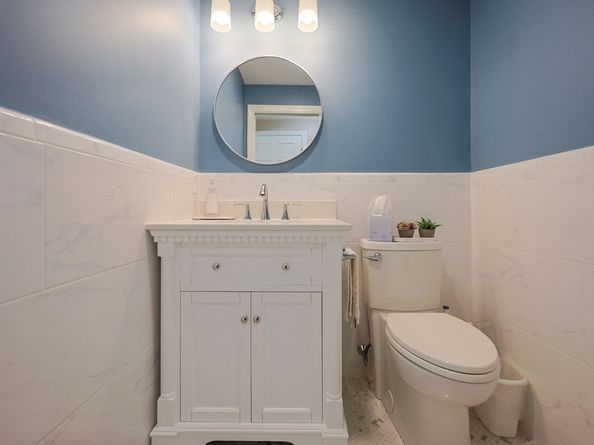 28 Fieldstone Dr, Stoneham MA 02180